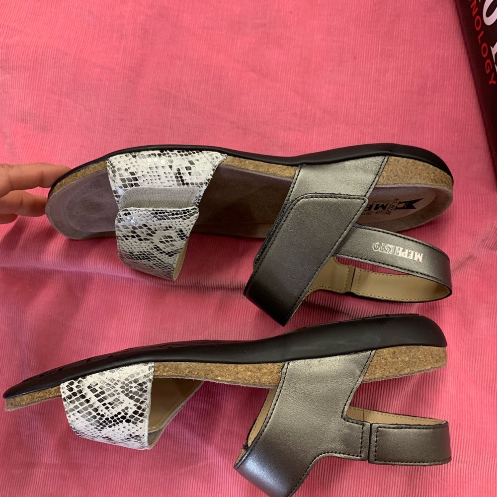 Mephisto genuine leather sandal - Picture 9 of 12